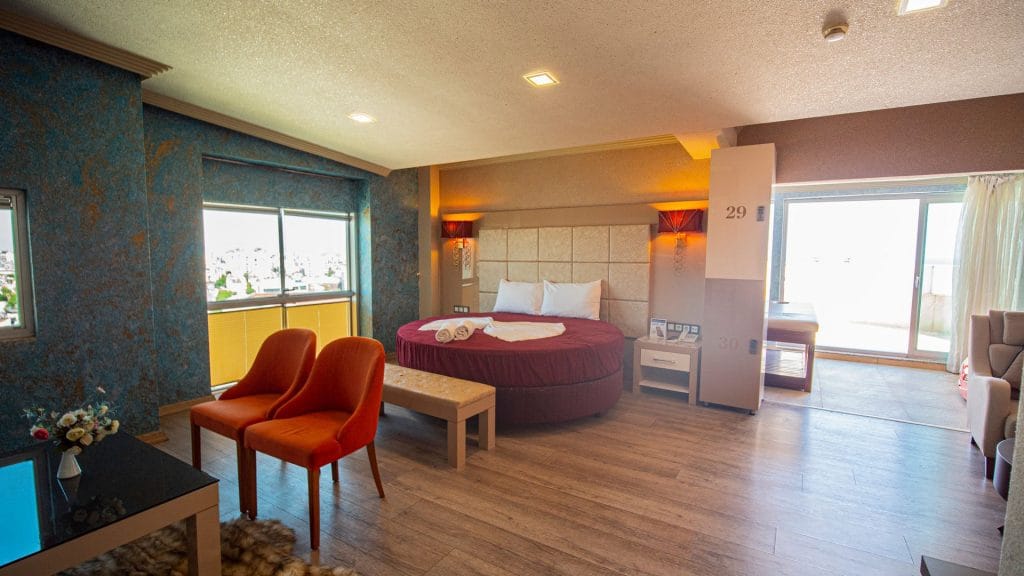 City Live Hotel